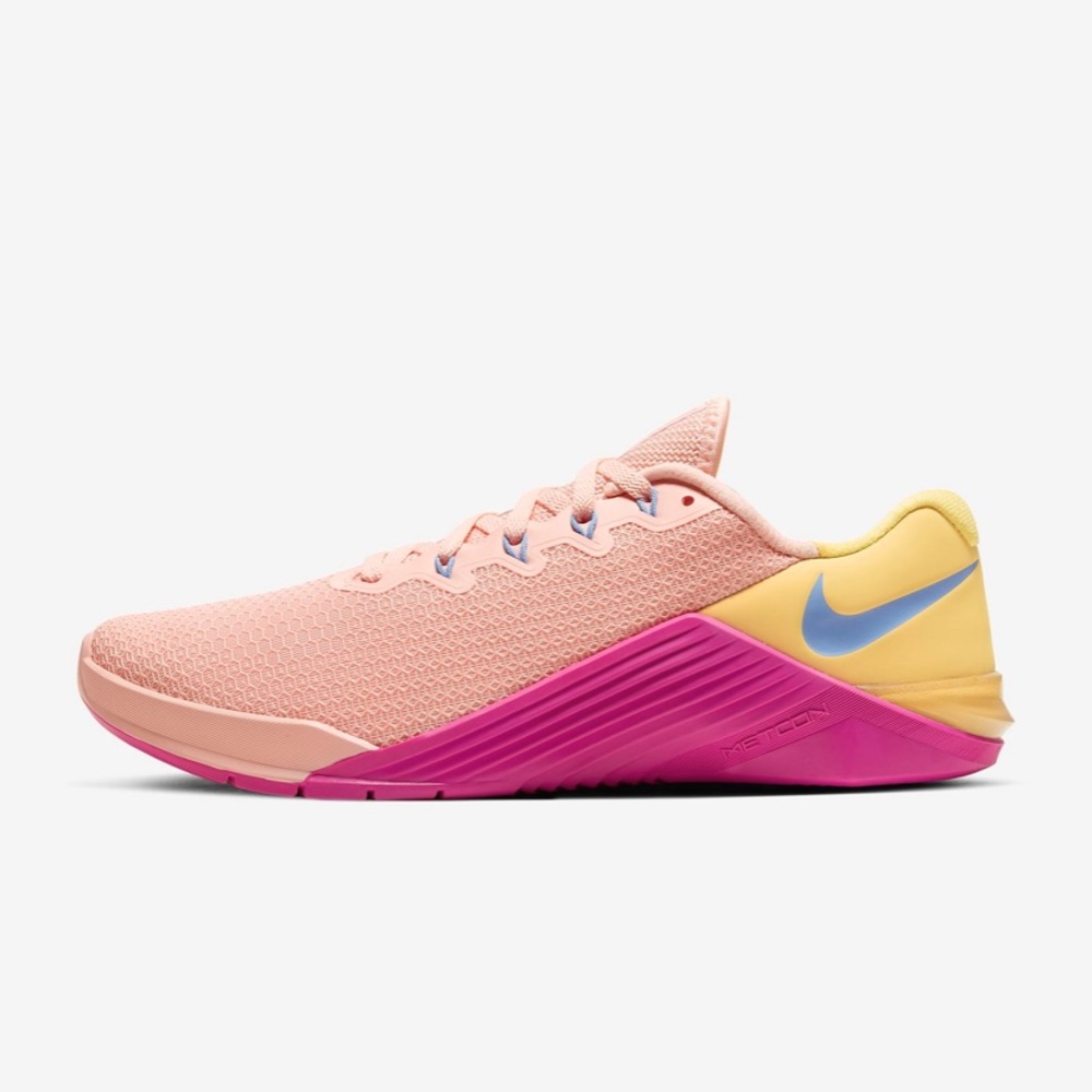 Nike Metcon 5 training shoe . Size 7 . Worn twice !